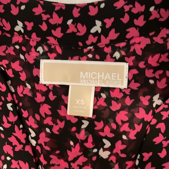 Michael Kors Belted Printed Midi Dress - Picture 4 of 16
